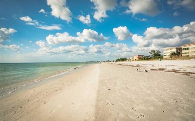 Seashell 19 - Two Bedroom Condo