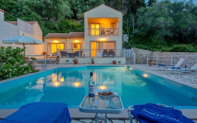 Amphitrite in Paxi With 2 Bedrooms and 2 Bathrooms