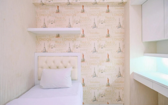 Comfort And Homey 2Br At Bassura City Apartment