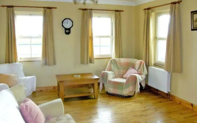 Scenic Estuary Way 3-bed Home in Labasheeda