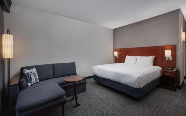 Courtyard by Marriott Denver Central Park