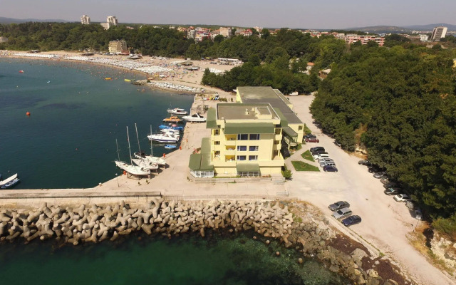 Hotel Marina