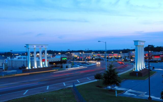 DoubleTree by Hilton Hotel Jackson