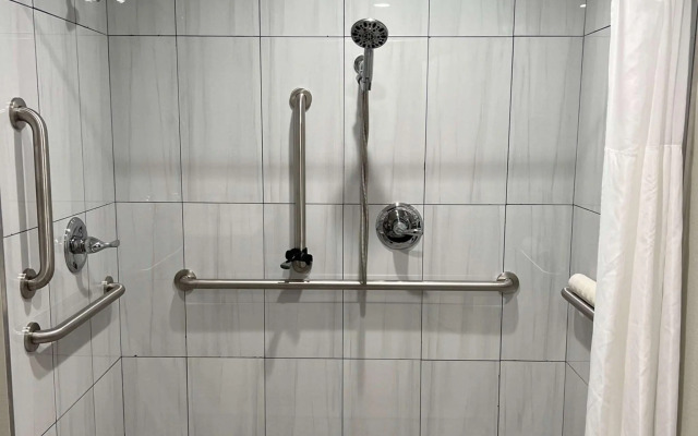 Quality Inn Tracy I-205