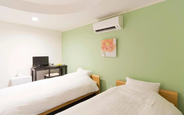 Shin-Okubo City Hotel