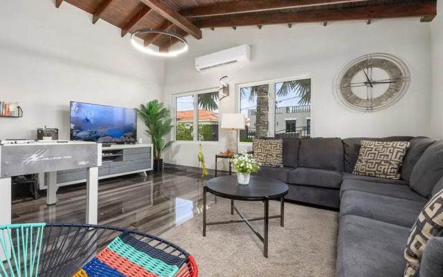 3br2ba Great Location Private Pool Amenities