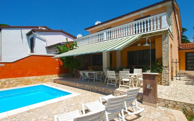 Villa Štinjan House
