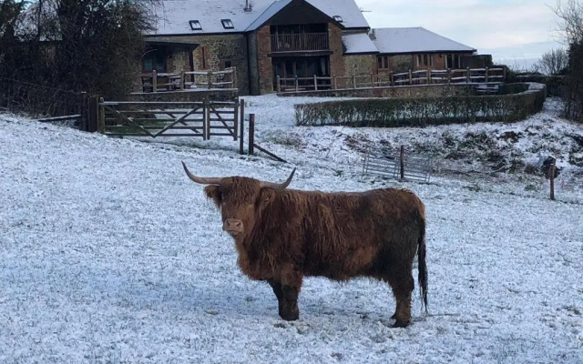 Wagon House, Bookham Court