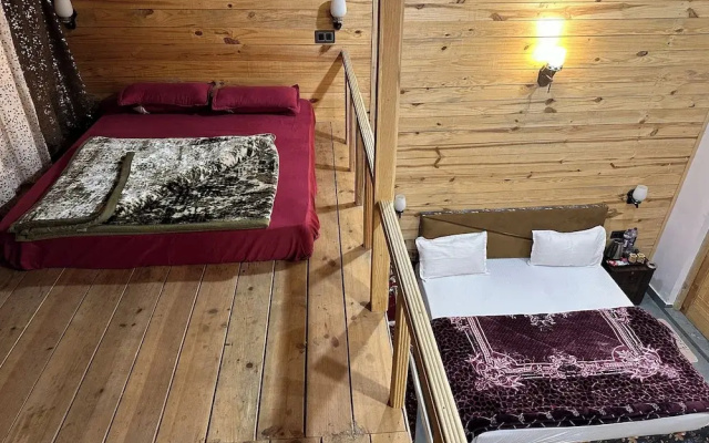Cabana Riverside Resort - Kainchi Dham