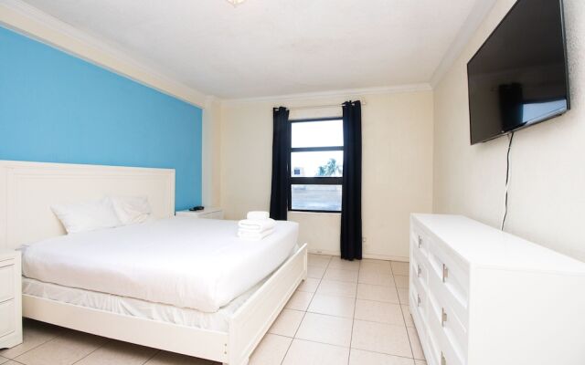 320 City View Hollywood Beach