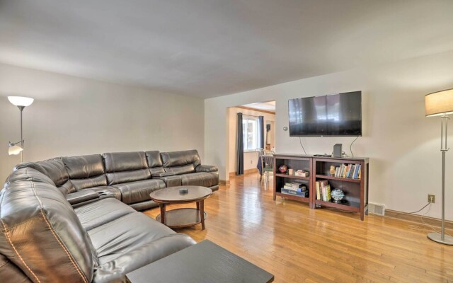 Pittsburgh Townhome ~ 5 Miles to Market Square