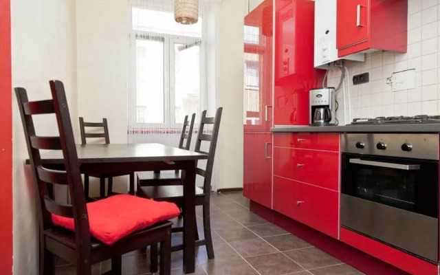 LUXKV Apartment on Prechistenka 17