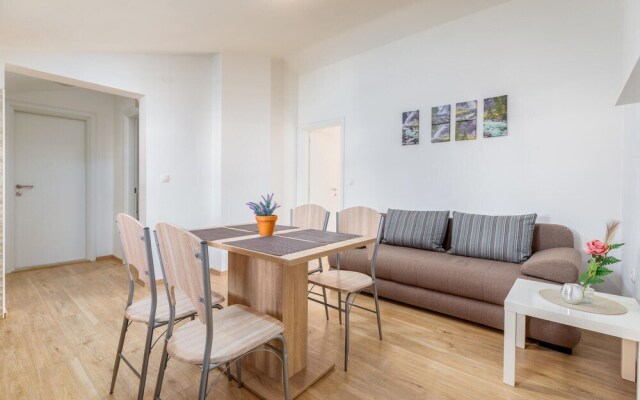 Beautiful Apartment in Pula With Wifi and 2 Bedrooms