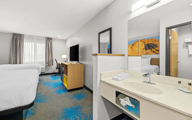 Days Inn by Wyndham Wall