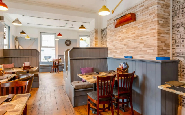 The Padarn Hotel