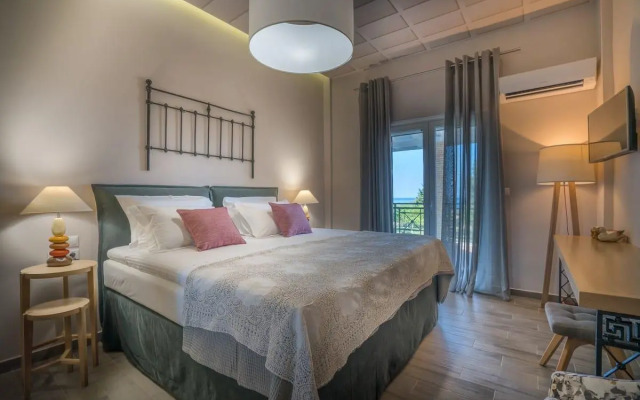 Rivazzurra Luxury BeachFront Villa