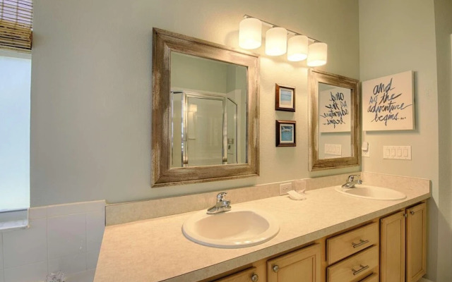 428 Calabay Parc