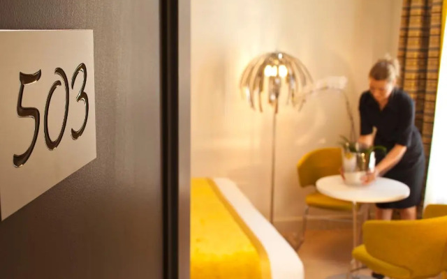 Hotel Le Petit Paris