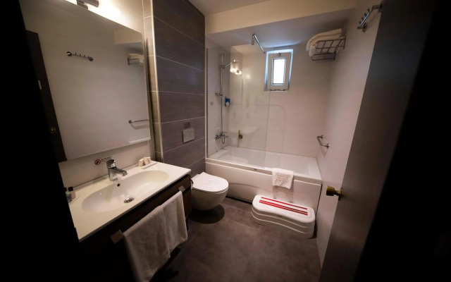Herakles Thermal Hotel