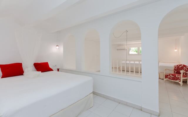 Apartamentos MR La Racona