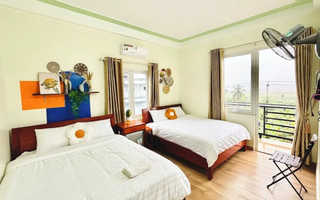 Bamboo Riverside Home