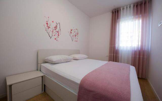 Sea view apartment EMA