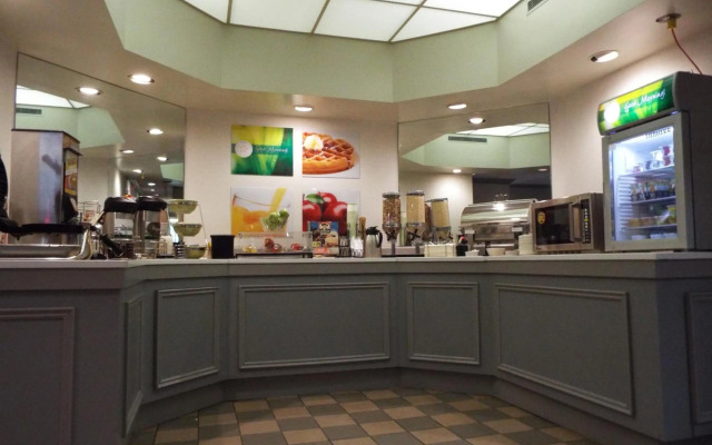 Quality Inn