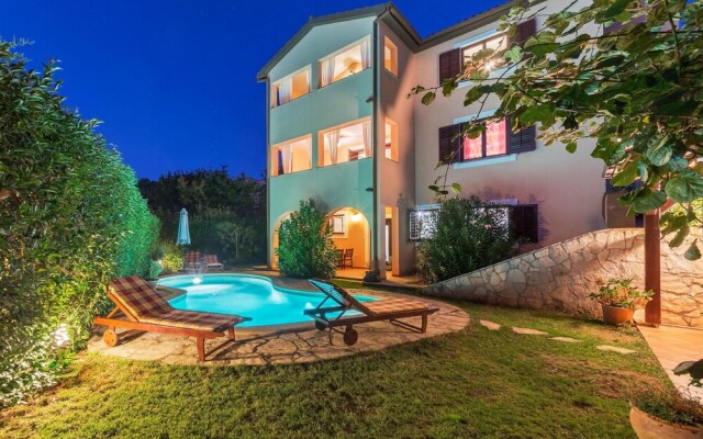 Beautiful Home in Pula With Wifi and 2 Bedrooms