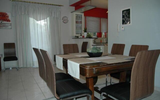 Rosy's House