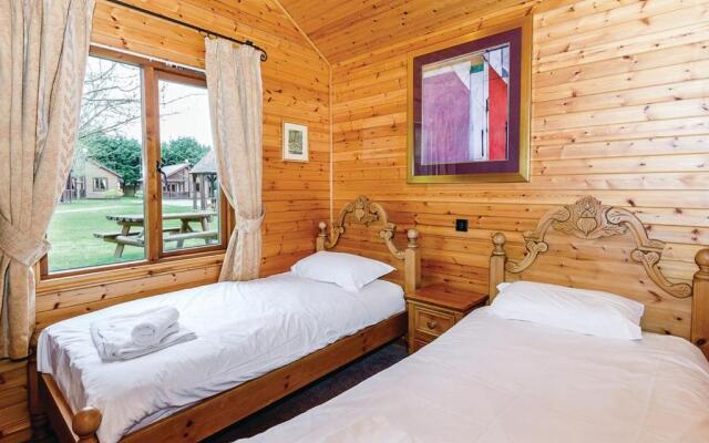 Tilford Woods Lodge Retreat