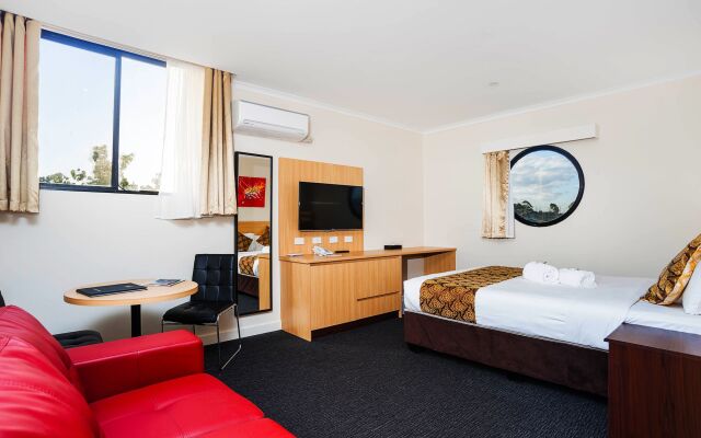 Mahoneys Motor Inn