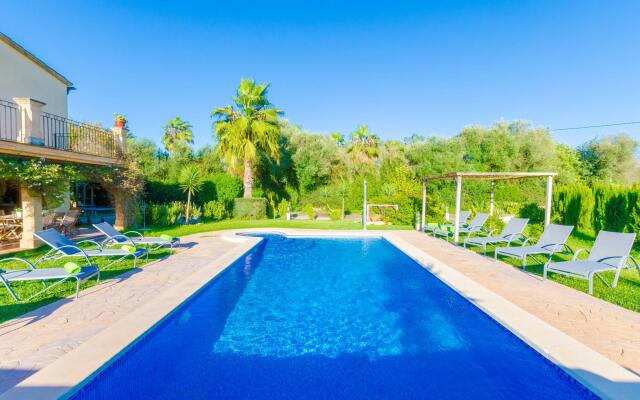 INES - Villa with private pool in INCA. Free WiFi