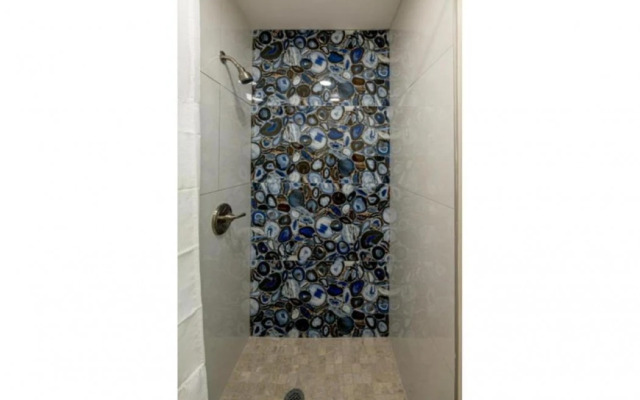 Exclusivo Inn by OYO Grand Prairie, TX