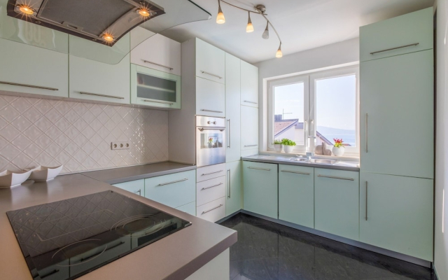 Comfortable Apartment With Pool and Terrace With Sea View