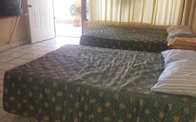 Hotel Suites Tropicana Ixtapa