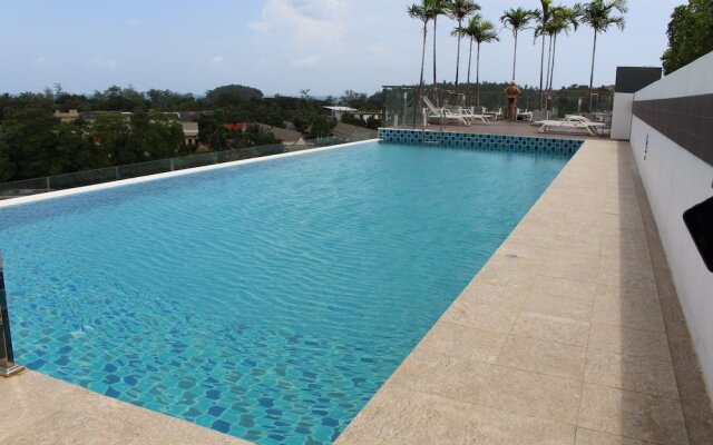 Ozone Condotel Apt 716