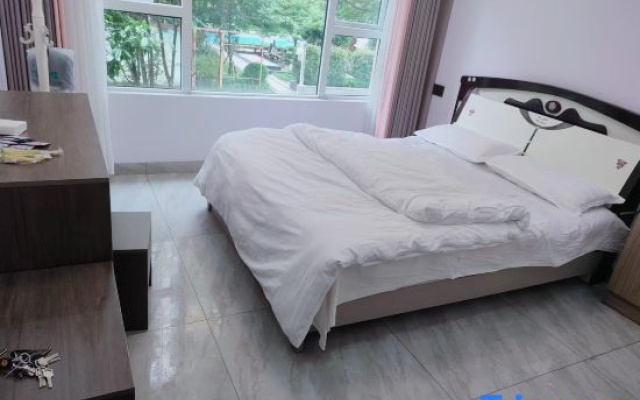 Zhenxiong Hongxin Hotel