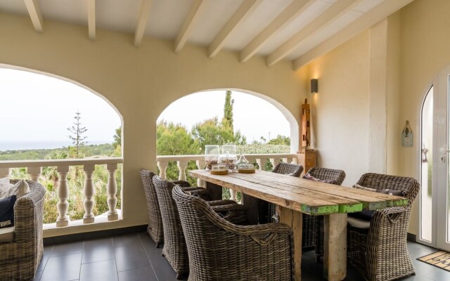 Gorgeous Villa in Moraira with Private Swimming Pool