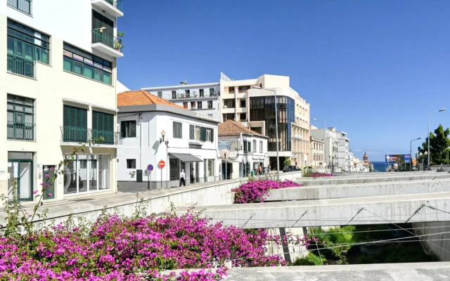 Beco Santa Emilia 1C a Home in Madeira