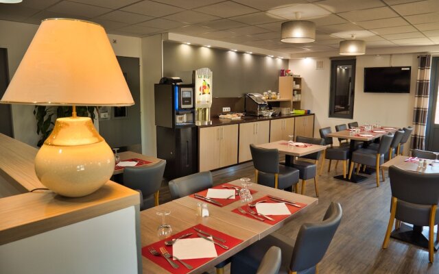Hotel Restaurant La Chaumiere Les Mureaux - Flins