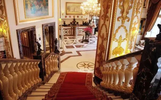 Serenada Golden Palace - Boutique Hotel