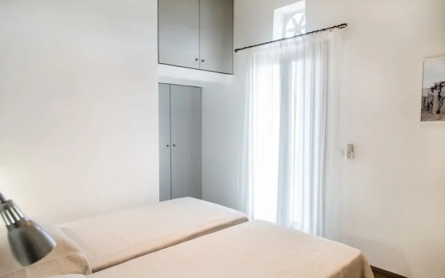 Tinos Pegion House