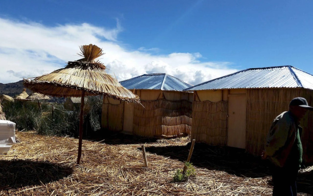 Islas Uros Lodge