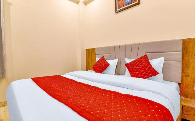 Fabhotel Infinity Blue