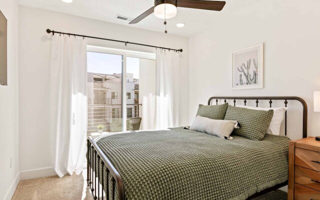 Red Rock Oasis #93 by RedAwning