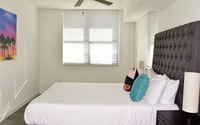 Luxury 2 BR Condos with Balcony