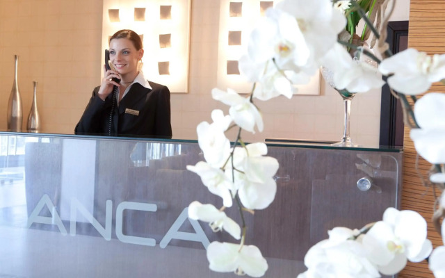 Villa Blanca Urban Hotel