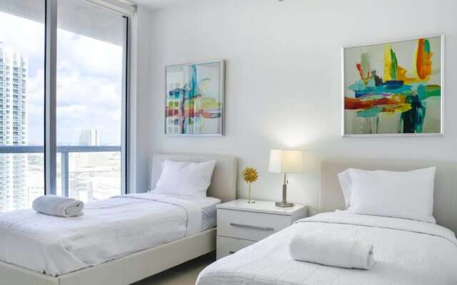 Luxury 2BR Condo at Icon Ocean View