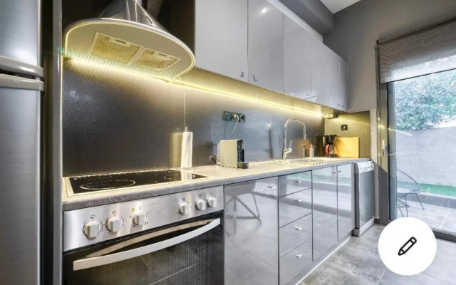 L apartment
