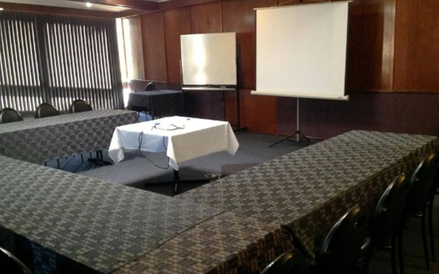 Rockhampton Plaza Hotel International